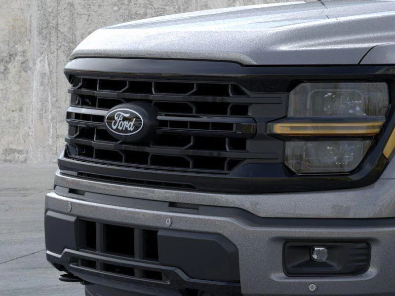New 2026 Carbonized Gray Metallic Ford XLT image 12