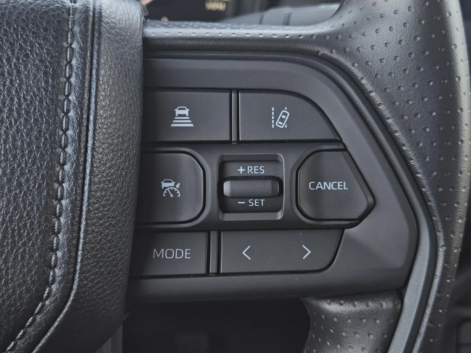 2026 Toyota Tundra SR5 - Photo 12