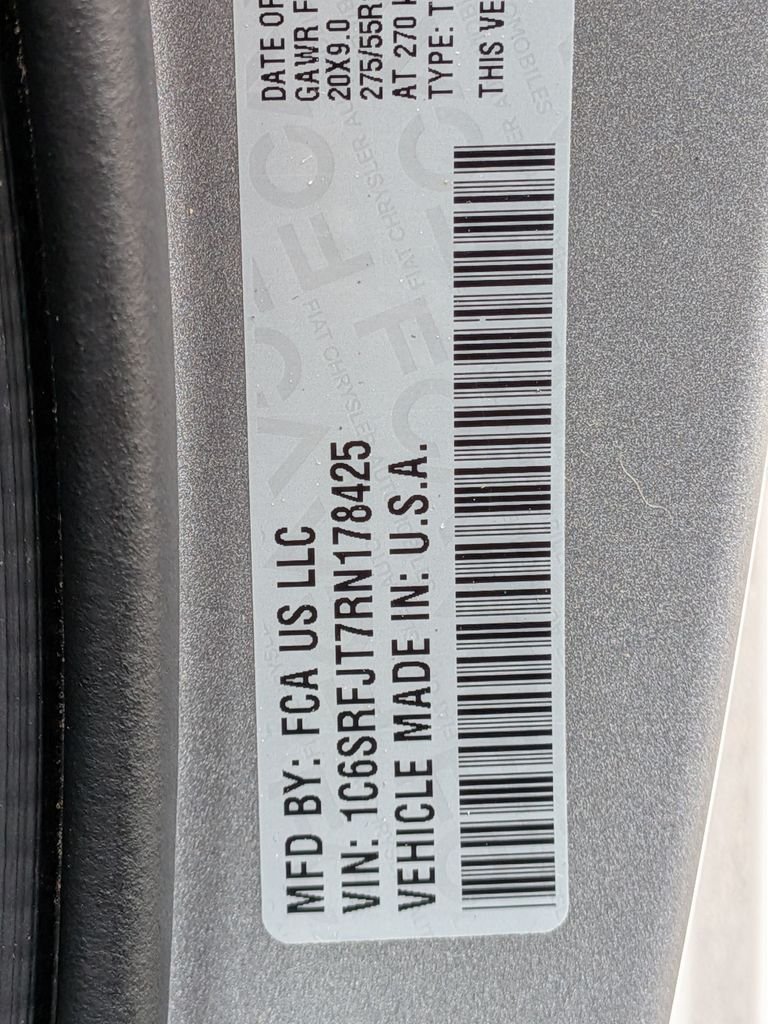 Used 2024 Silver Ram Laramie image 27
