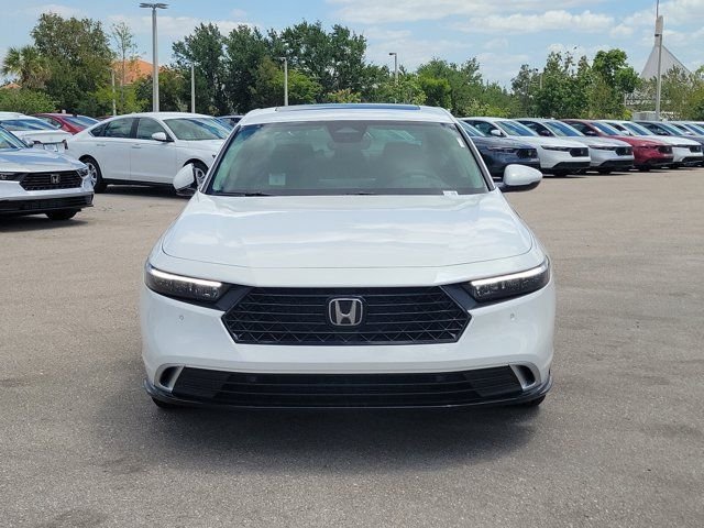 New 2026 Platinum White Pearl Honda Touring image 2