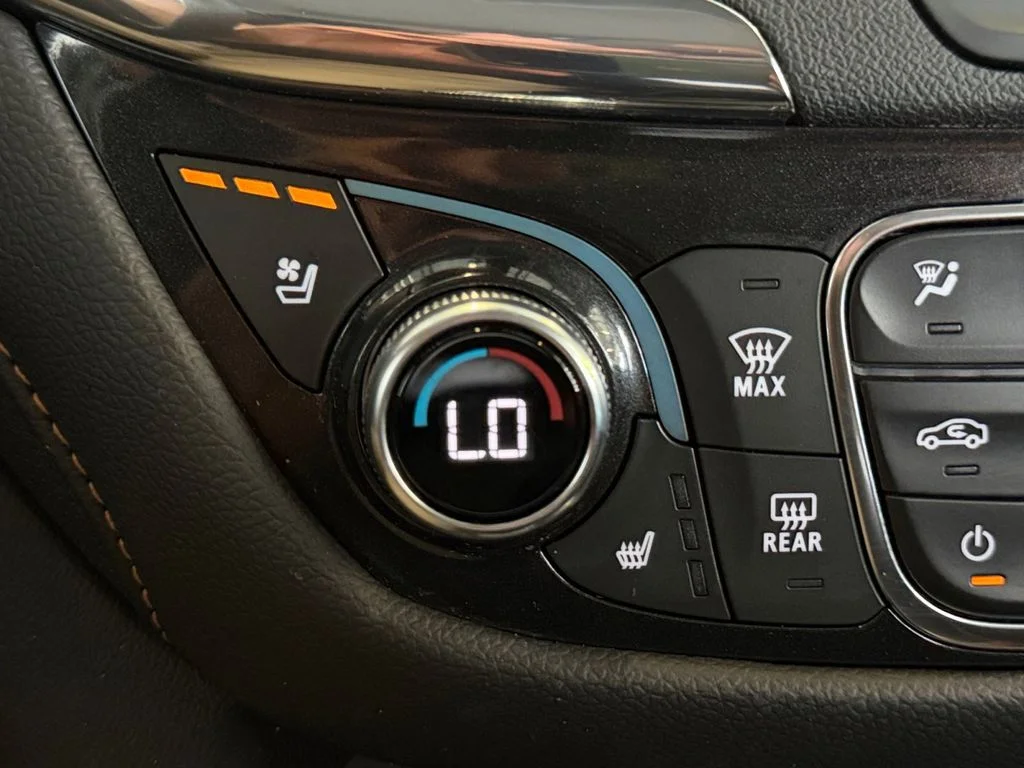 2023 Chevrolet Equinox Premier - Photo 23