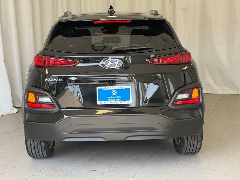 Used 2021 Ultra Black Hyundai SEL Plus image 4