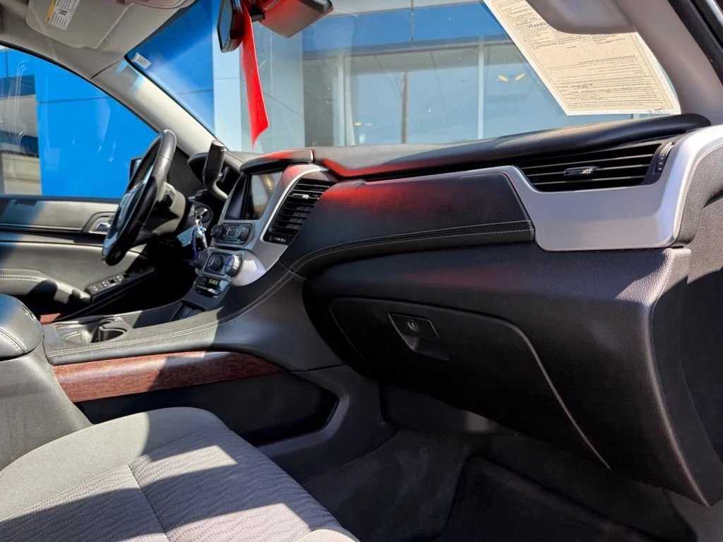 Used 2015 IRIDIUM METALLIC GMC SLE image 17