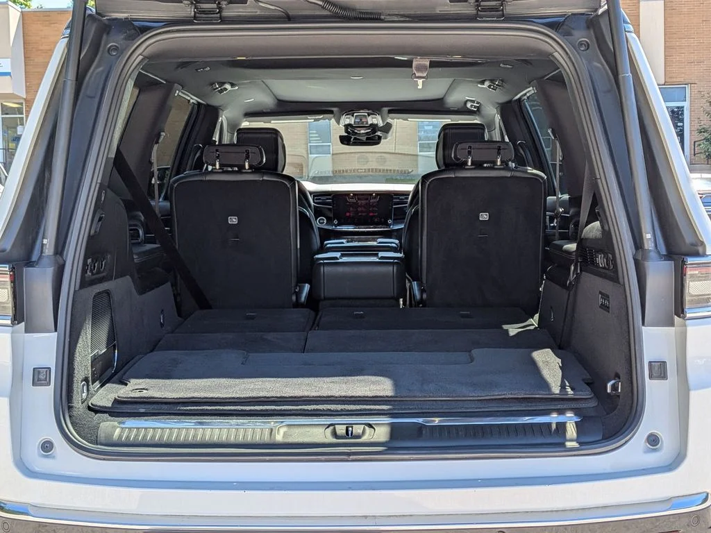 Used 2022 White Jeep Series I image 6