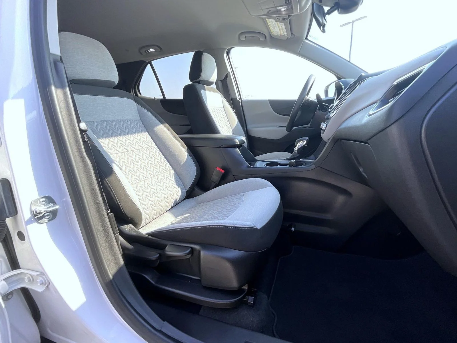 Used 2024 White Chevrolet LS image 16