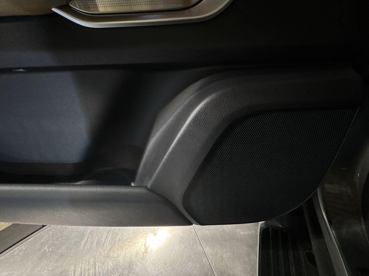 2025 INFINITI QX80 Sensory 4WD - Photo 18