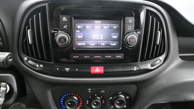 Used 2022 White Ram Base image 20