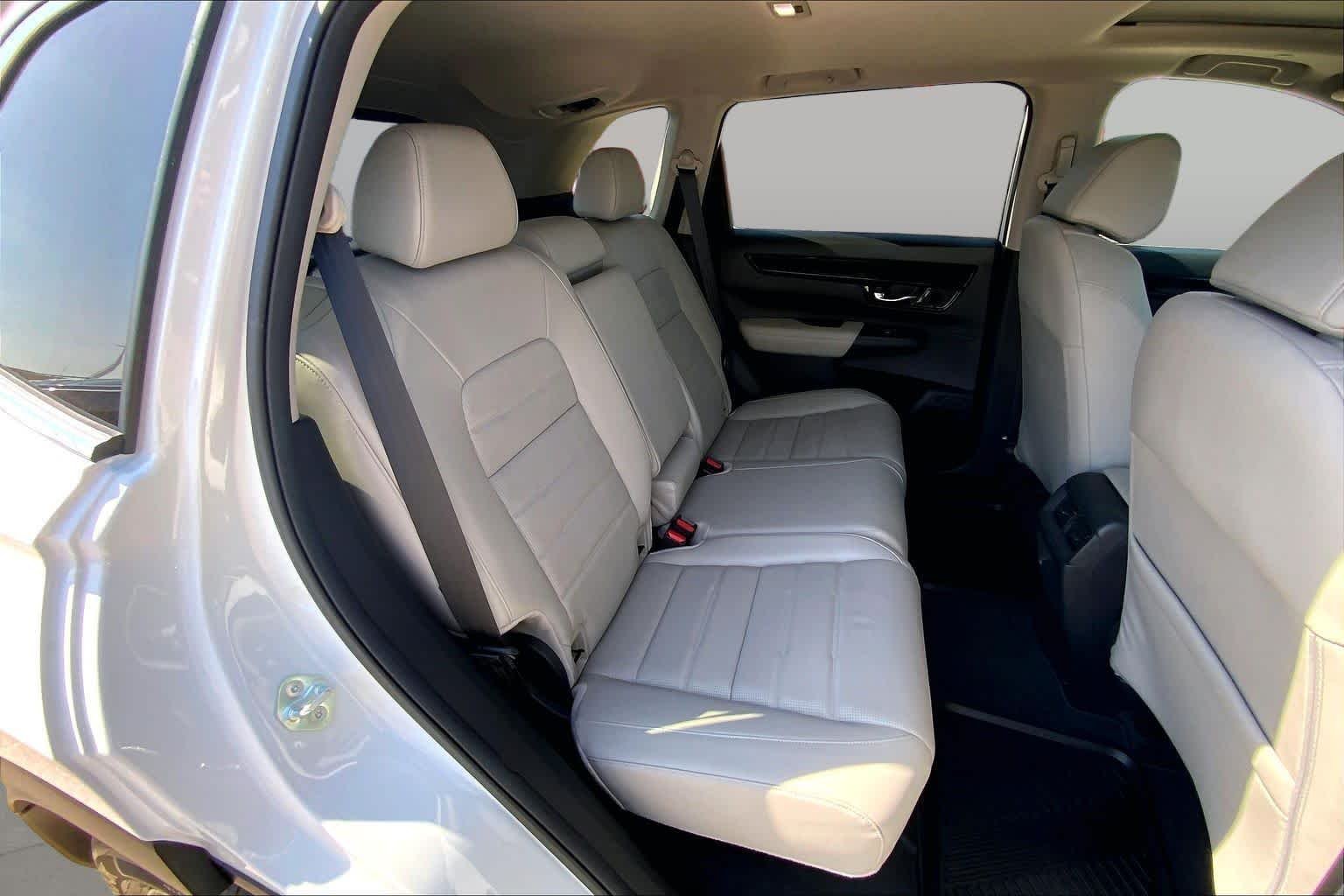 Certified Used 2023 Platinum White Pearl Honda EX-L image 20