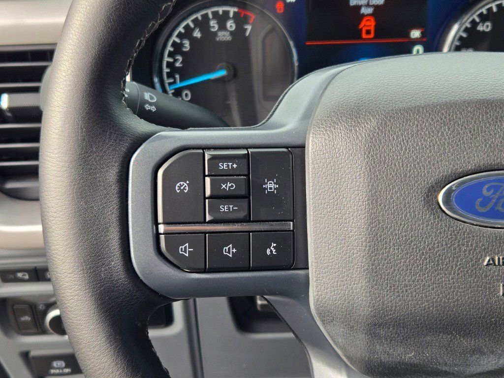 2023 Ford F-150 XLT - Photo 29