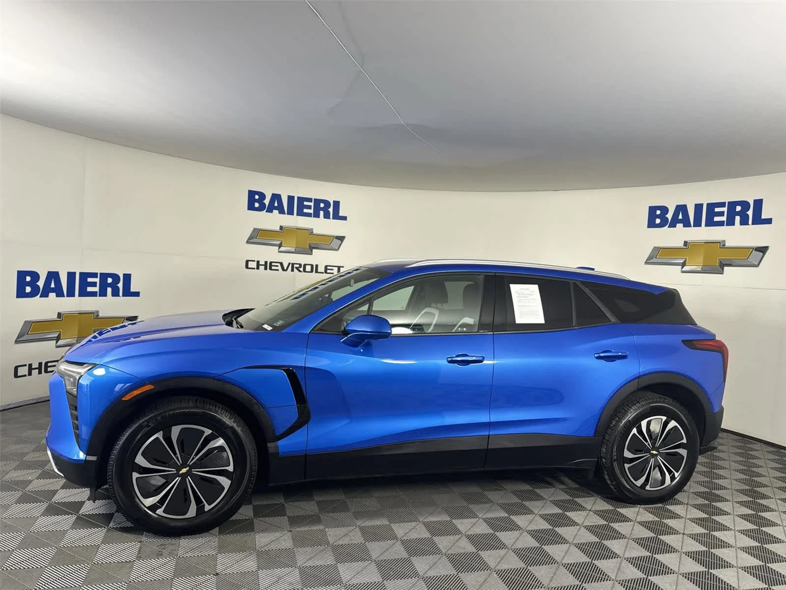 Used 2024 Chevrolet Blazer EV LT with VIN 3GNKDBRJXRS233580 for sale in Wexford, PA