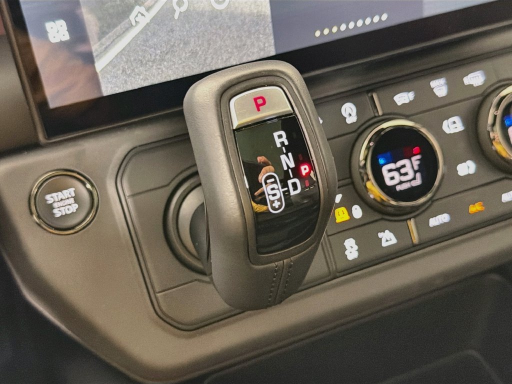Used 2026 Gray Land Rover OCTA image 16