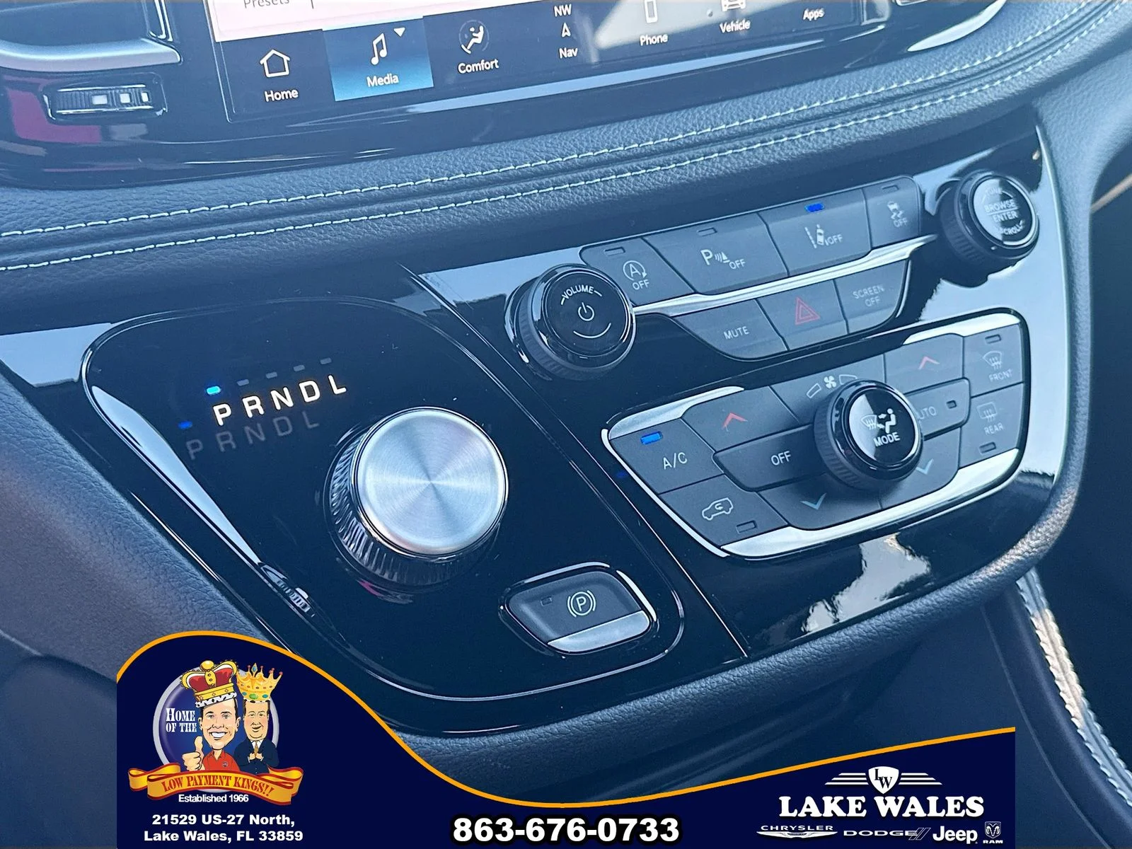 2026 Chrysler Pacifica Limited - Photo 16