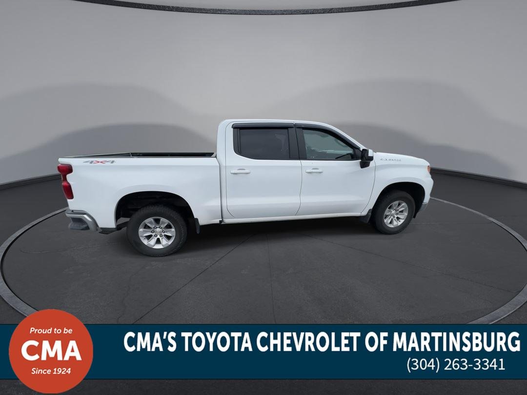 Used 2023 Summit White Chevrolet LT image 9