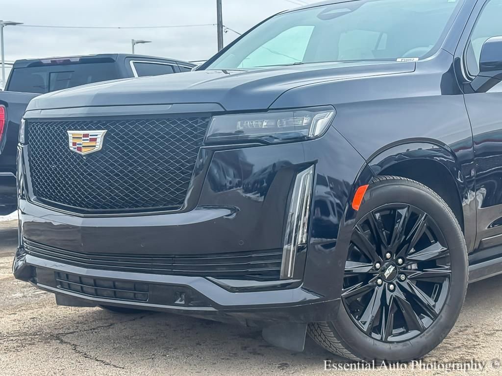 2023 CADILLAC ESCALADE - Image 2