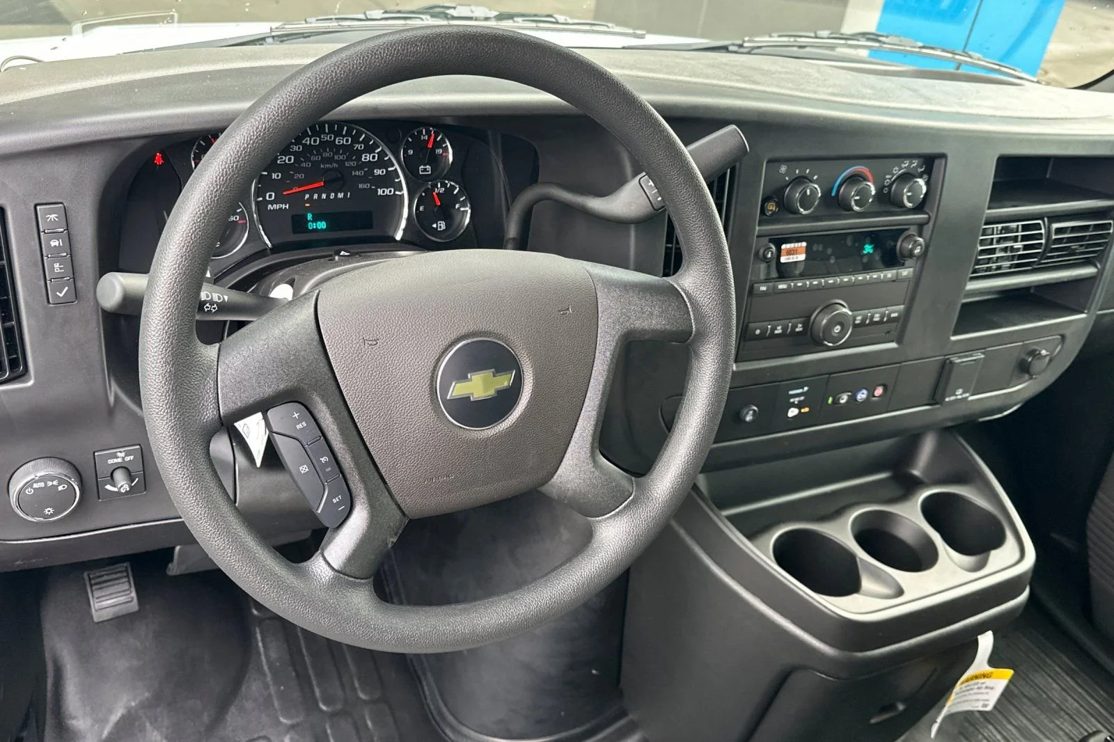2025 Chevrolet Express Cargo Work Van - Photo 13