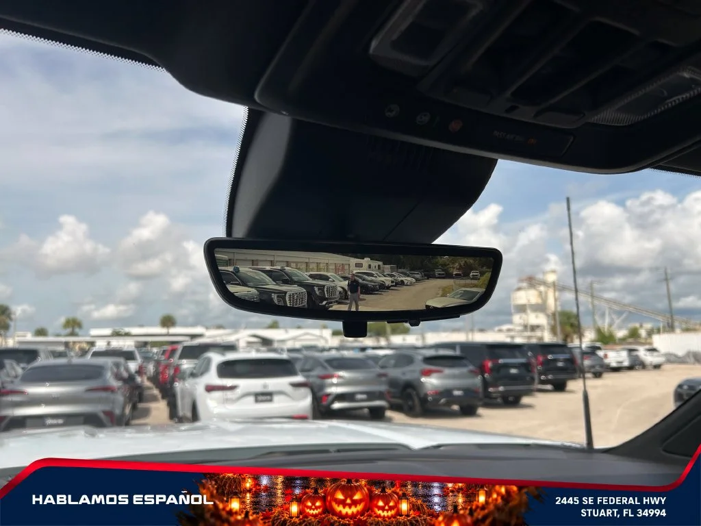 New 2026 Glacier White Tricoat GMC Denali Ultimate image 33