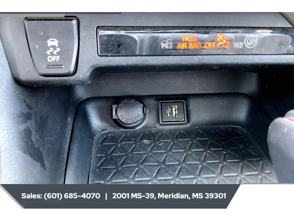 Used 2024 Magnetic Gray Metallic Toyota XLE Premium image 23