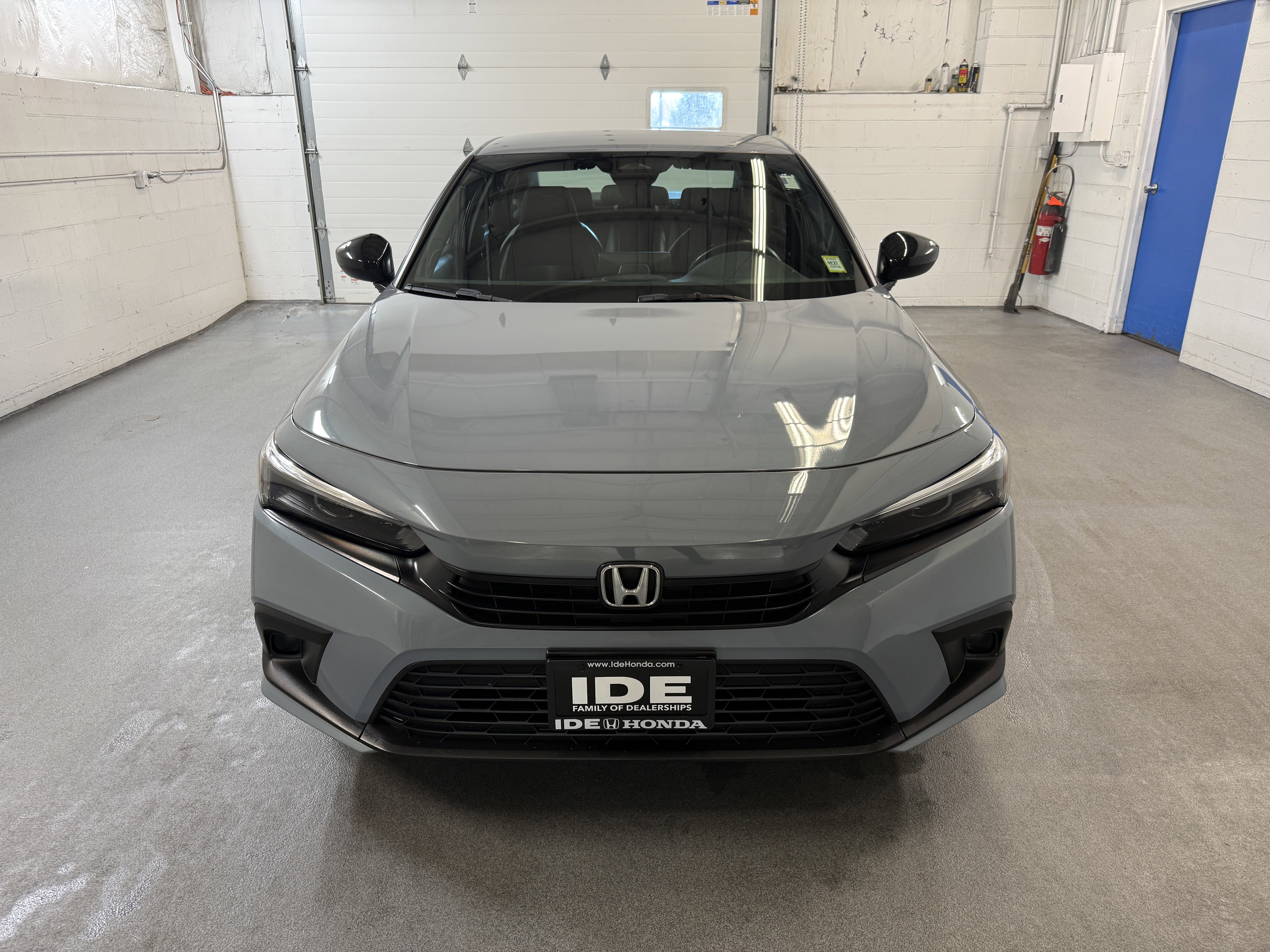 Used 2023 Sonic Gray Pearl Honda Sport image 3