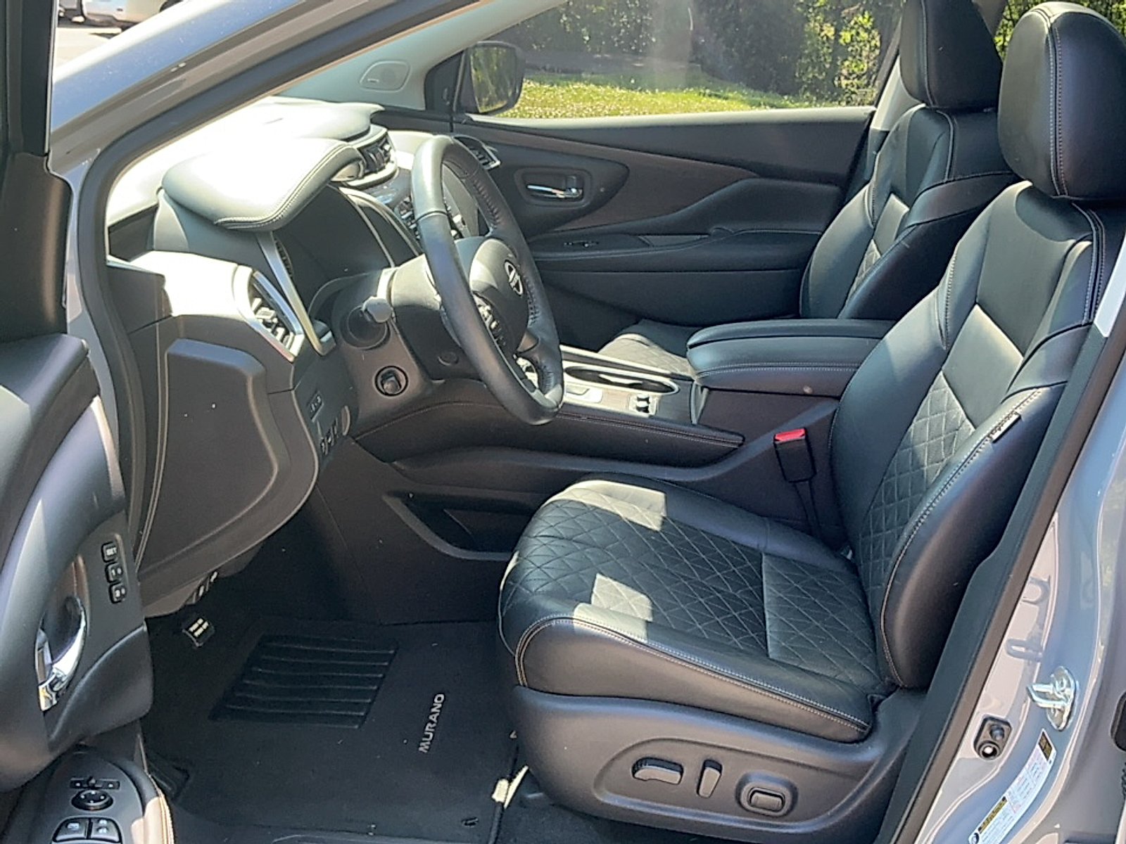 Used 2023 Boulder Gray Pearl Nissan Platinum FWD image 14