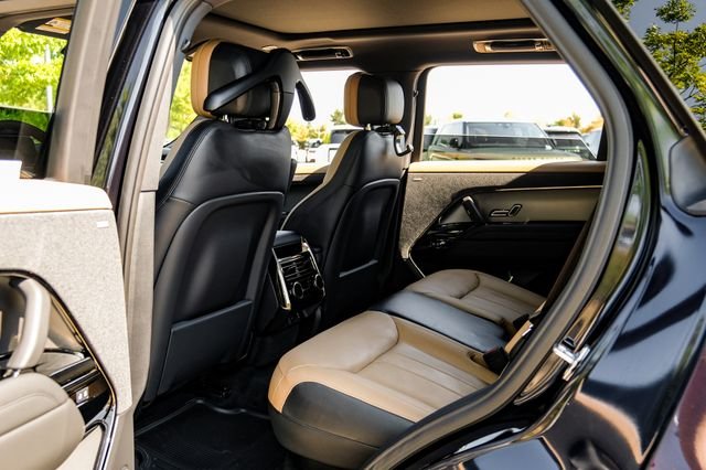 New 2026  Land Rover Dynamic SE image 46