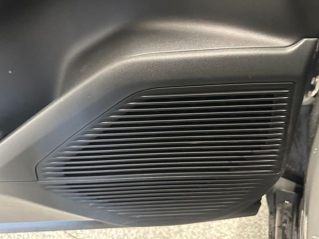 New 2026 Sting-Gray Clear-Coat Exterior Paint Jeep Laredo image 21