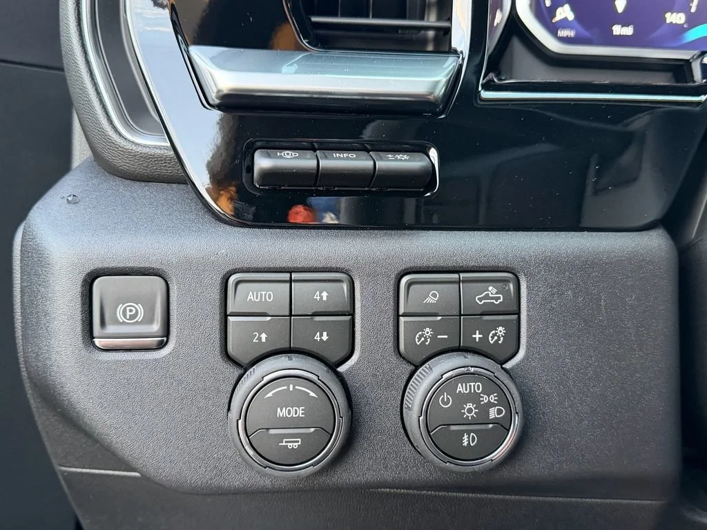 2026 Chevrolet Silverado 2500 HD LTZ - Photo 16