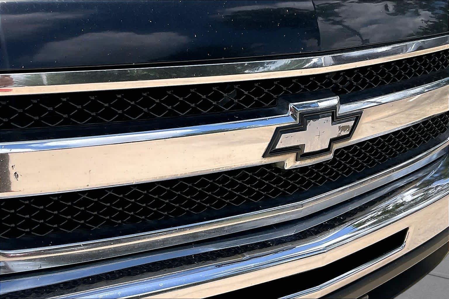 Used 2011 Black Chevrolet LT image 25