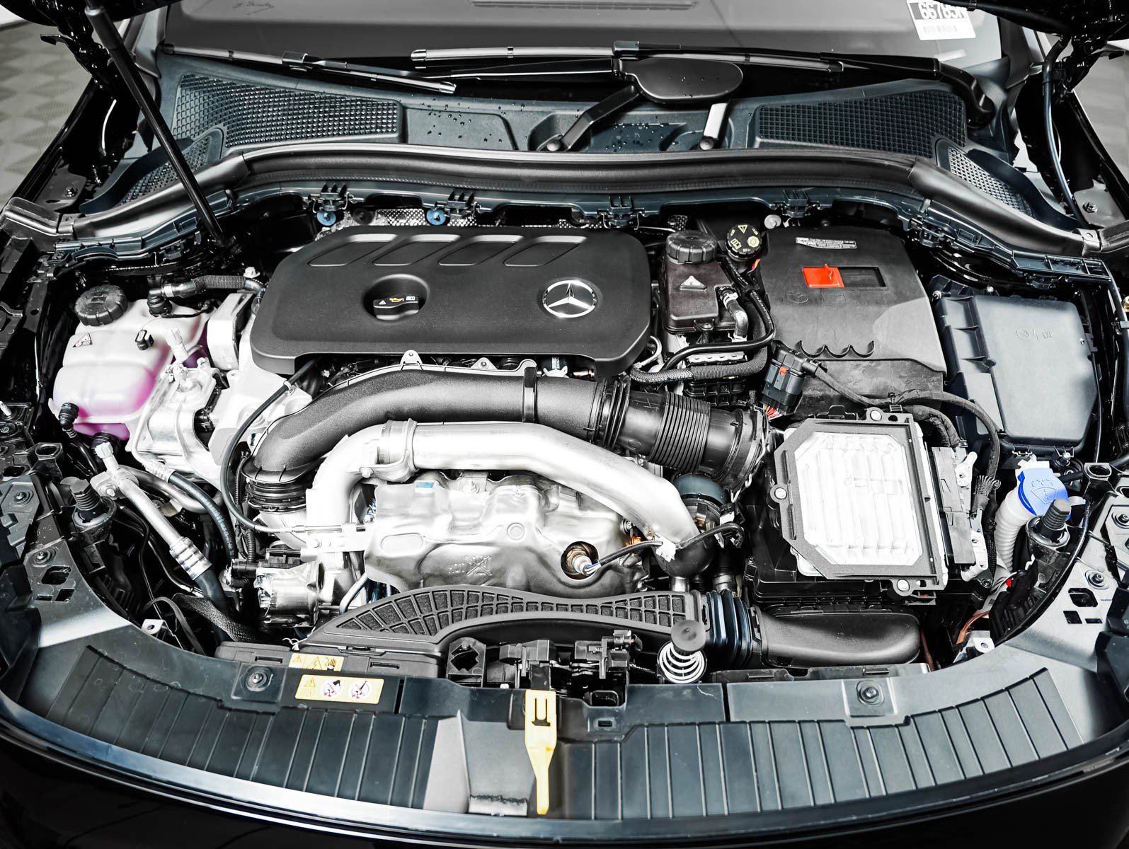 New 2026 Night Black Mercedes-Benz GLA 250 image 3