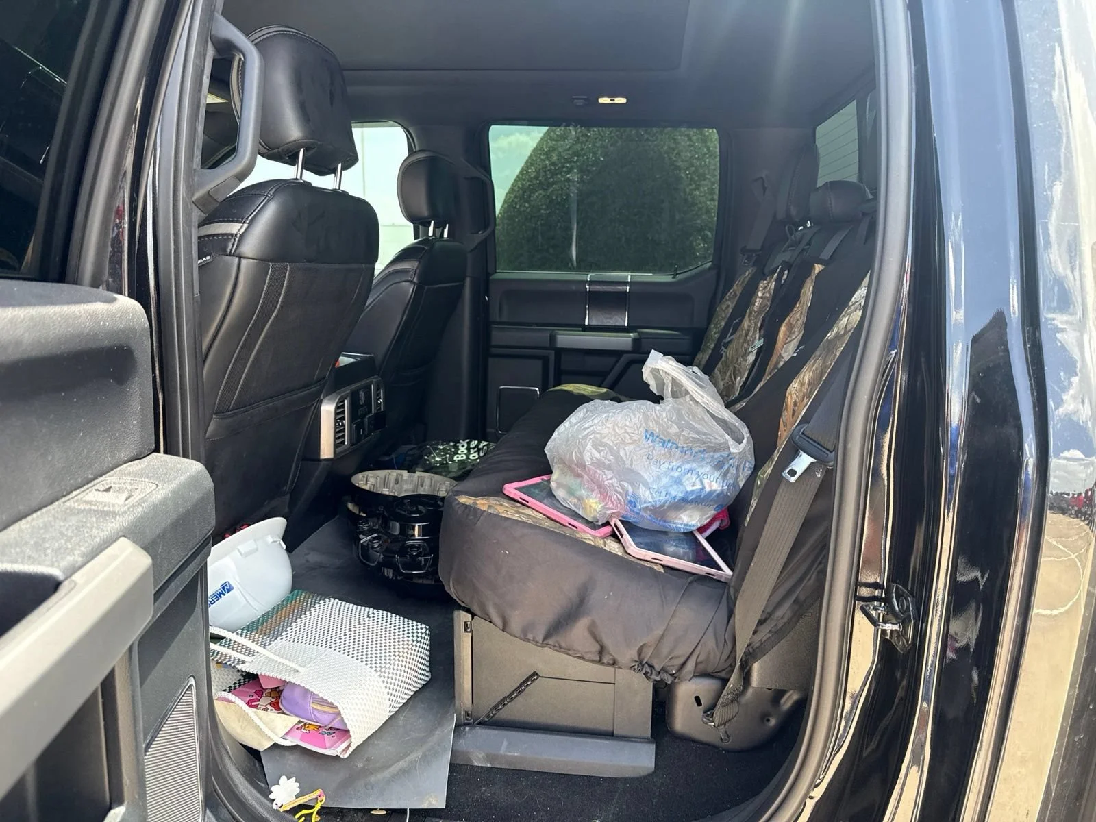 Used 2019 Black Ford Platinum image 12