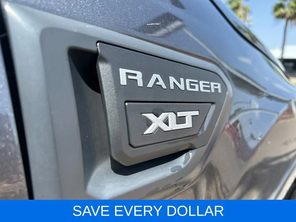 Used 2020 Gray Ford XLT image 4