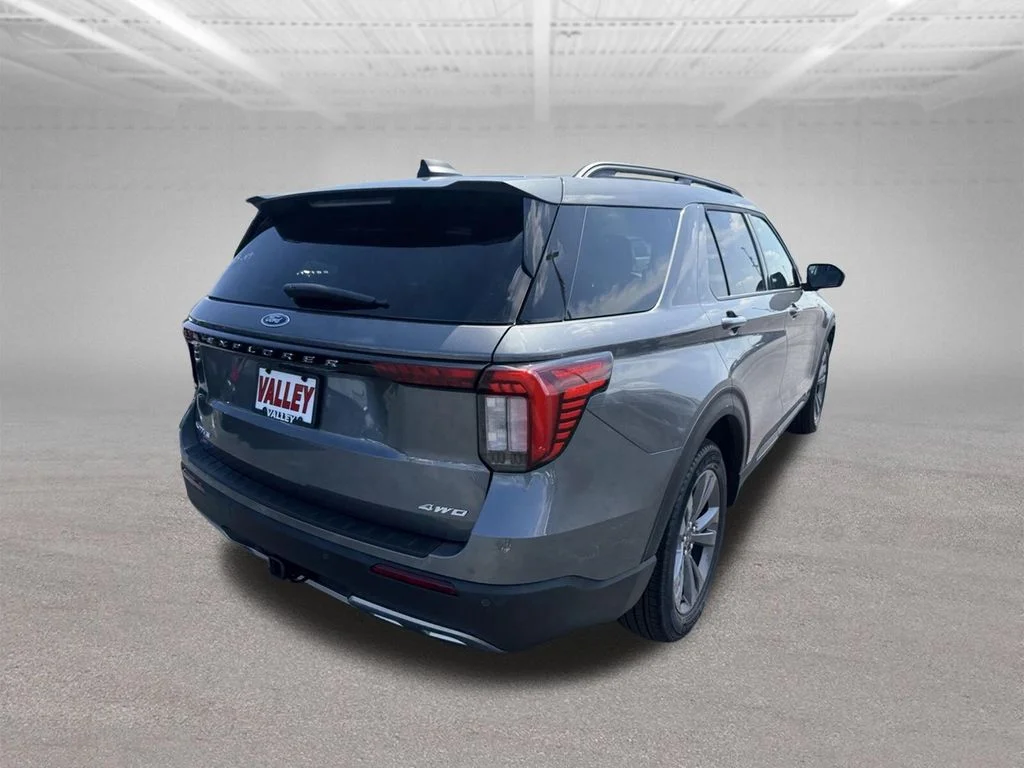 New 2026 Gray Ford Active image 3