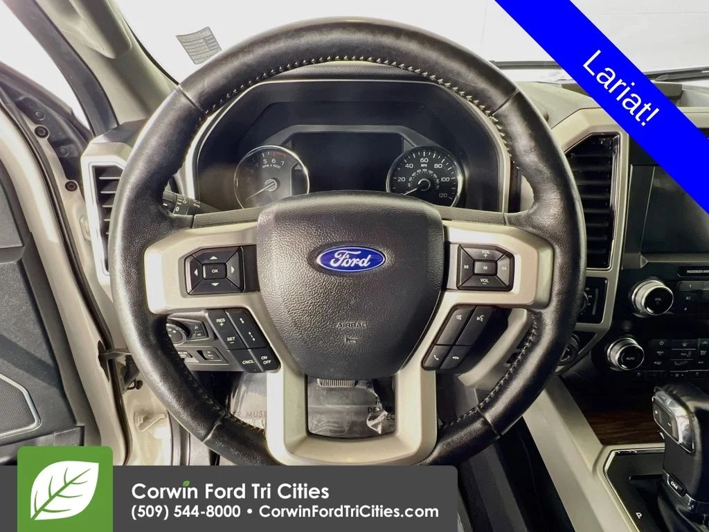 Used 2019 White Ford Lariat image 8