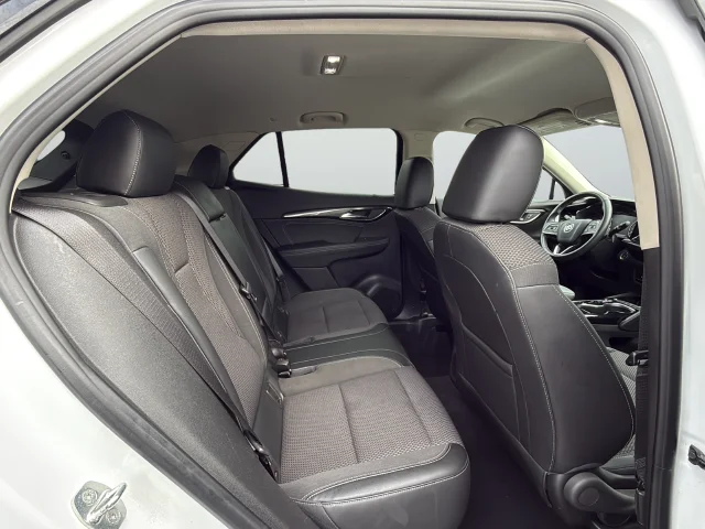 Used 2022 White Buick Preferred image 25