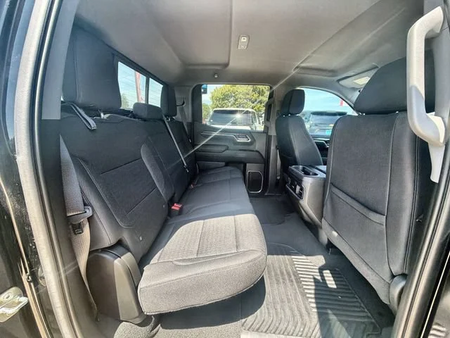 2023 Chevrolet Silverado 1500 LT - Photo 26