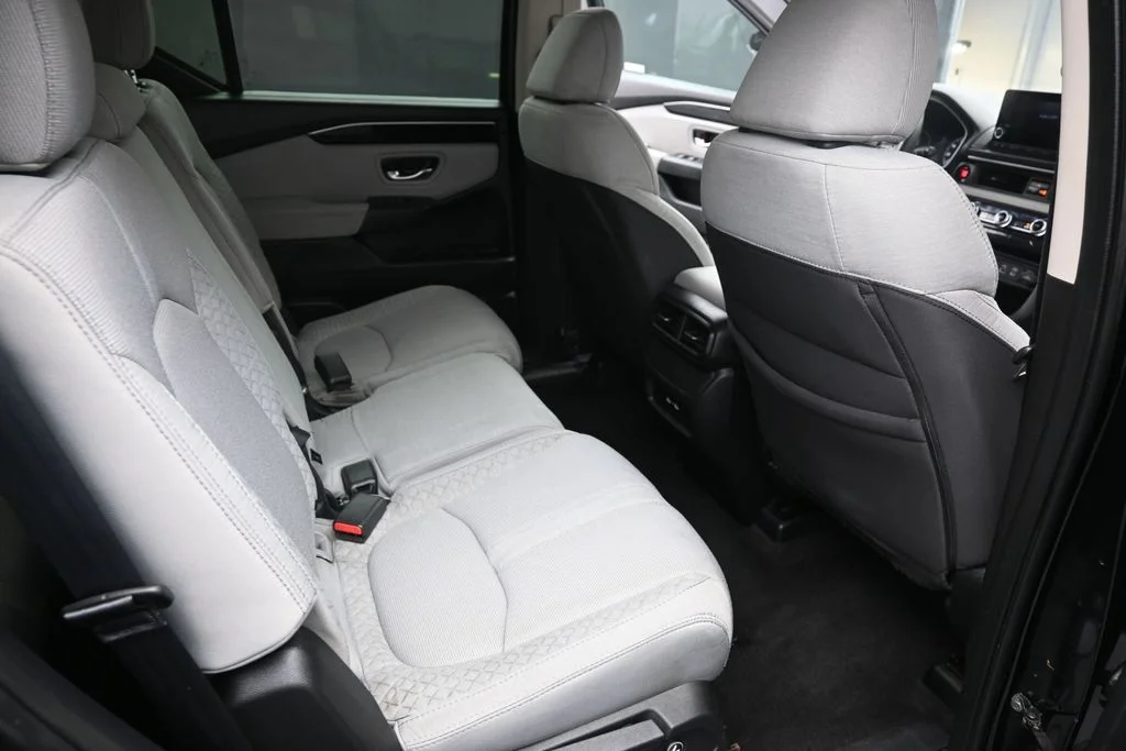 Used 2023 Crystal Black Pearl Honda LX image 19