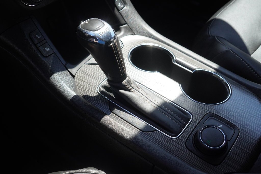 Used 2019 White GMC SLT-1 image 27