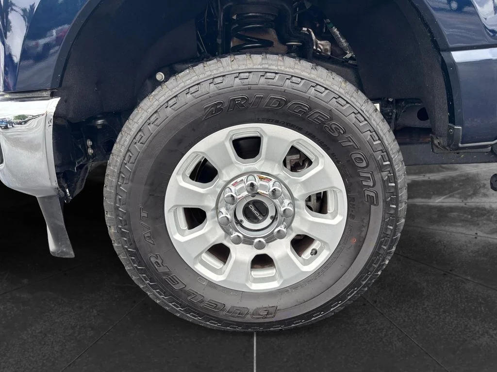 Used 2024 Blue Metallic Ford XLT image 15