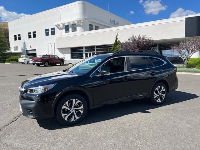 Used 2022 Crystal Black Silica Subaru Limited image 2