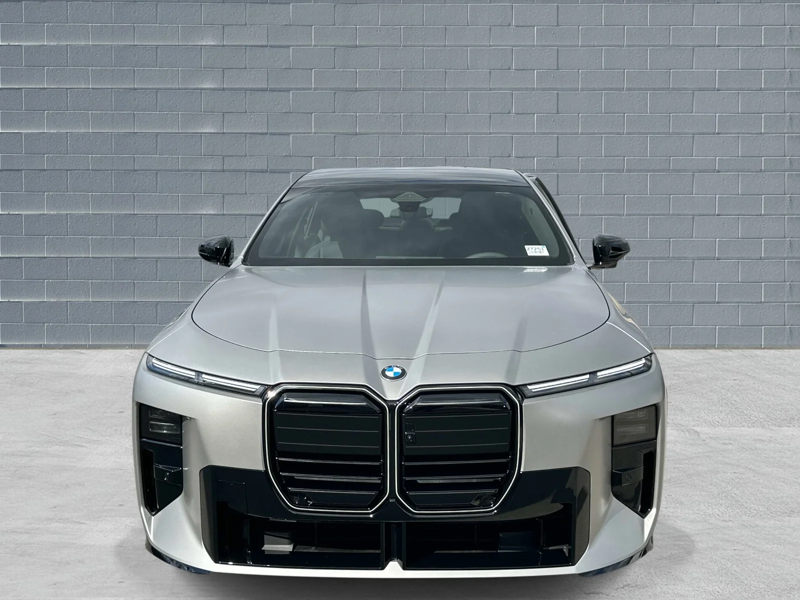 New 2027 Frozen Space Silver Metallic BMW 740i image 2