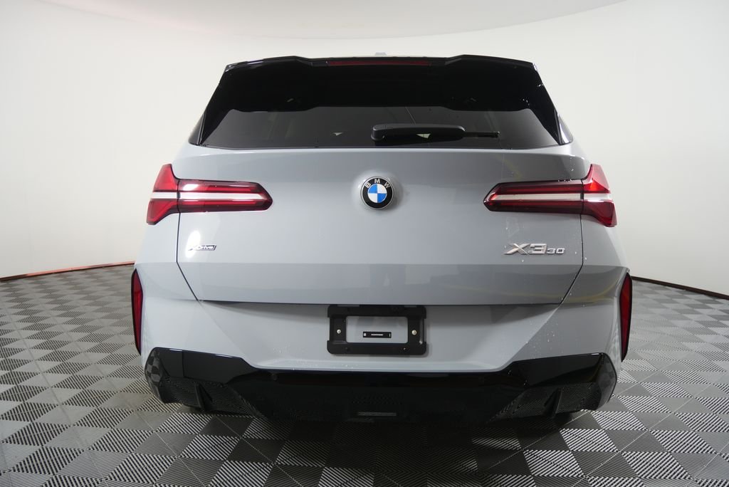 New 2026 Gray Metallic BMW 30 xDrive image 4