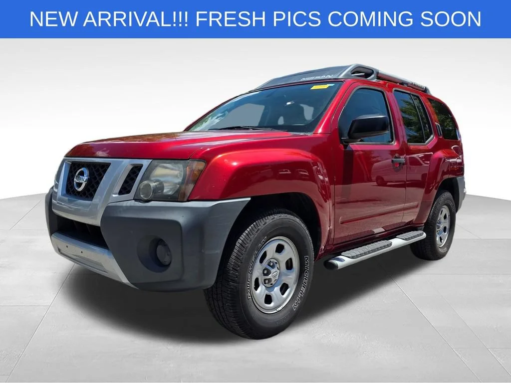 Used 2015 Red Nissan X image 14
