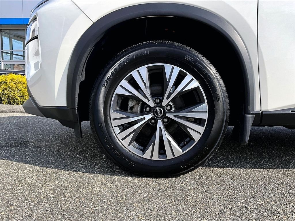 Used 2023 White Nissan SV image 7