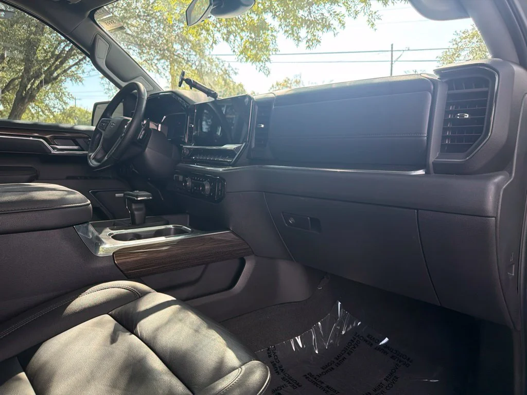 Used 2025 Gray Chevrolet LT Trail Boss image 31
