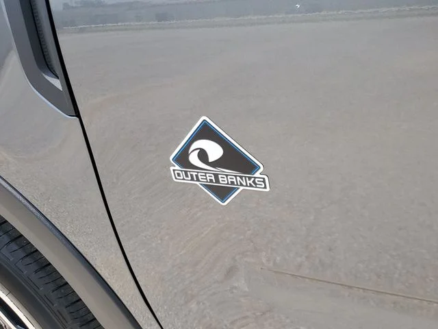 New 2026 Carbonized Gray Metallic Ford Outer Banks® image 7