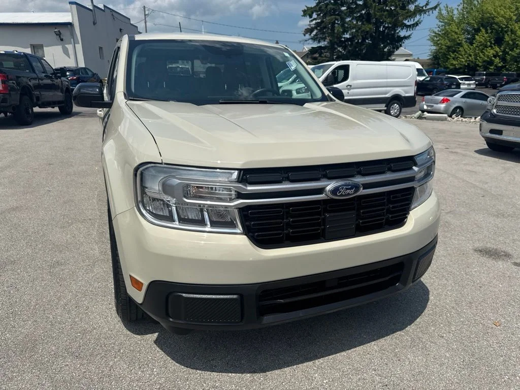 Used 2024 Silver Ford Lariat image 51
