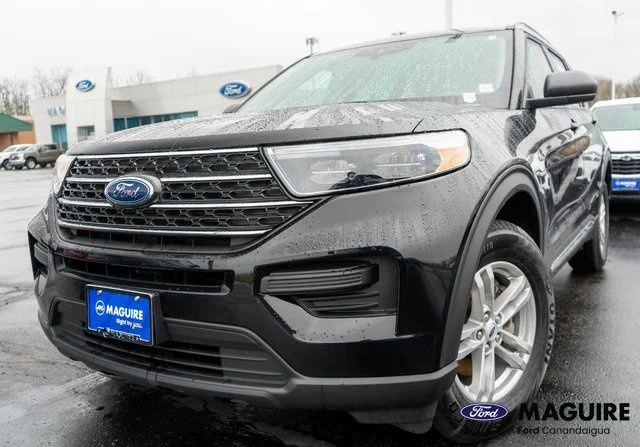 2022 Ford Explorer XLT 4WD's photo