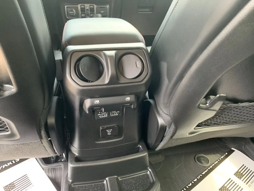 Used 2024 Black Jeep Rubicon image 15