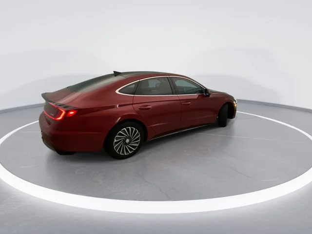 Used 2023 Red Hyundai Limited image 6