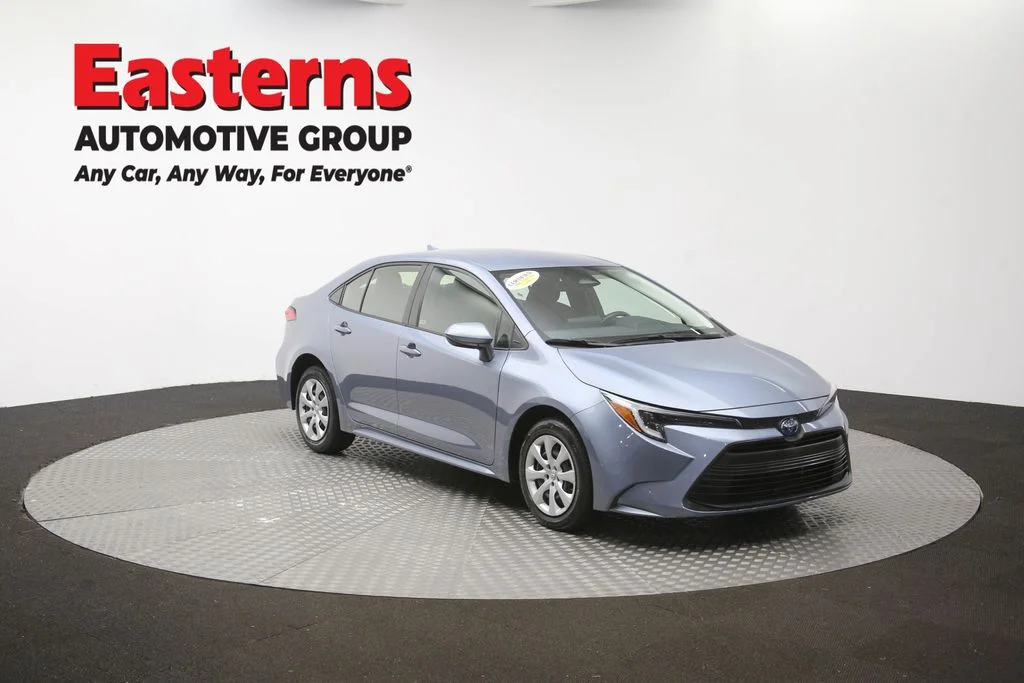 Used 2025 Gray Toyota LE image 43