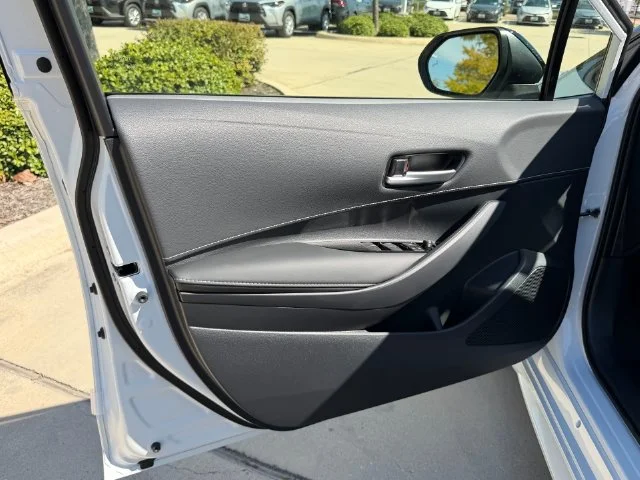 New 2027 Wind Chill Pearl with Black roof Toyota SE image 6